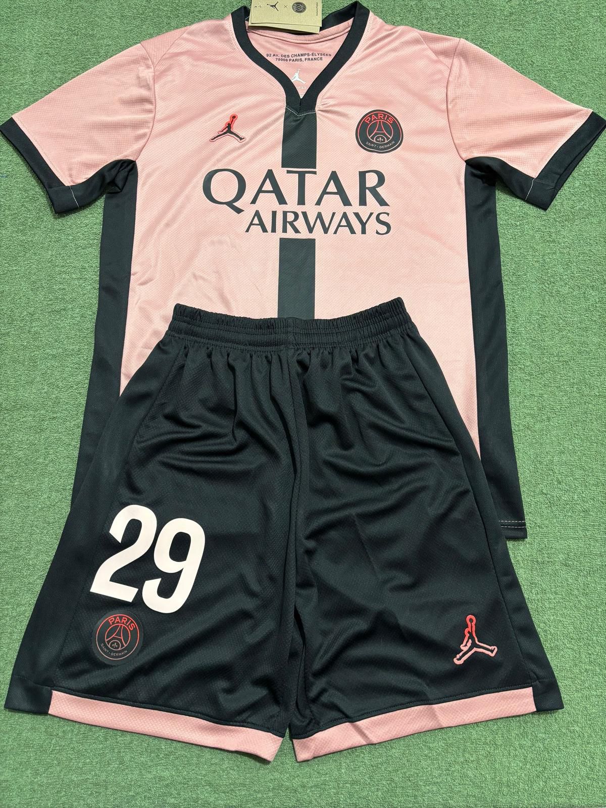 Kit Infantil PSG Third 24/25 . - Rosa
