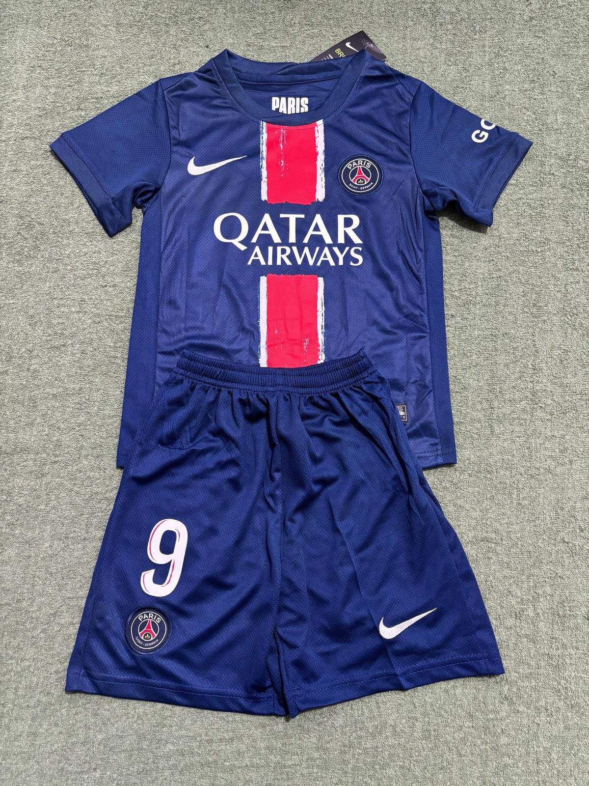 Kit Infantil PSG Home 24/25 Com a Estrela . - Azul e Vermelho