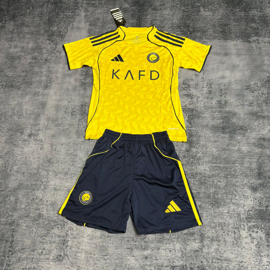 Kit Infantil Al Nassr Home 25/26 . - Amarelo