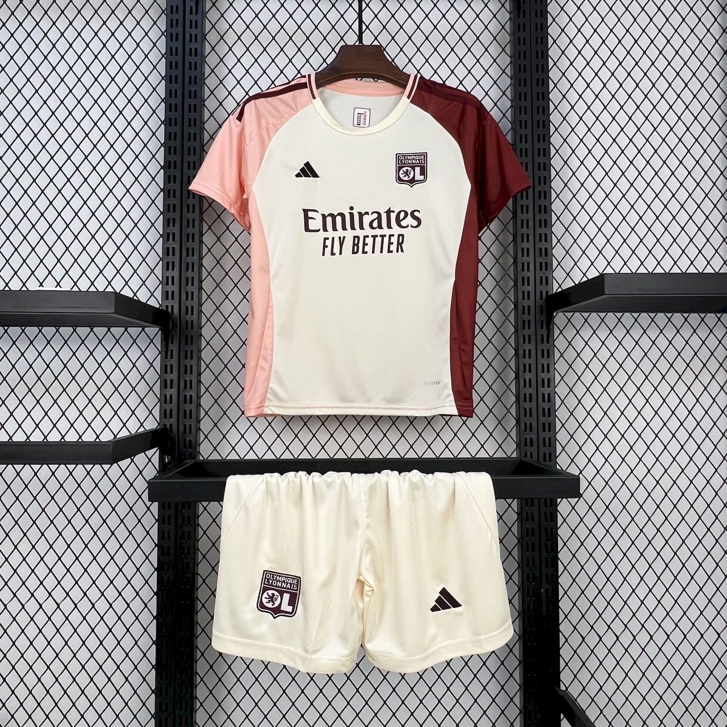 Kit Infantil Lyon Away 24/25 . - Bege